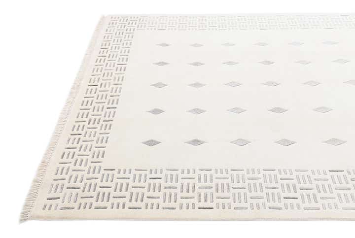 5' 7 x 8' Hand Knotted Darya Wool Rug