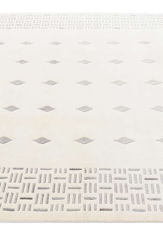 5' 7 x 8' Hand Knotted Darya Wool Rug
