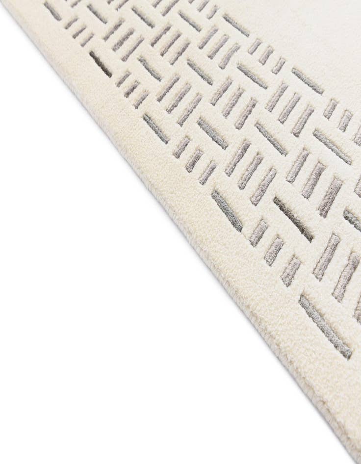 Detail image of 5' 7 x 8'  Hand Knotted Darya Wool Rug