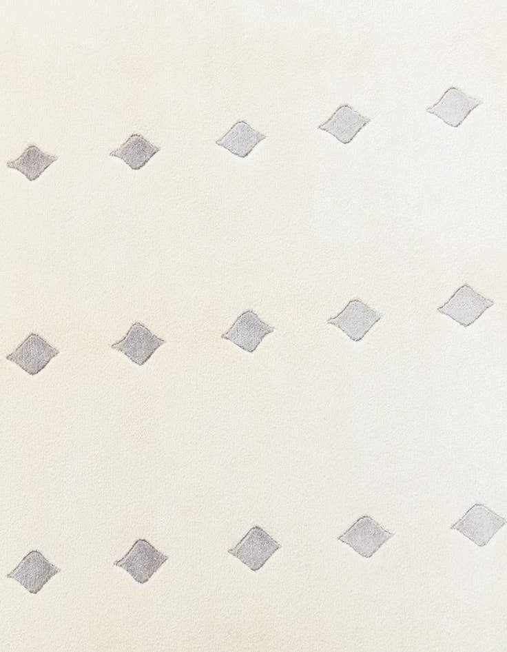 Detail image of 5' 7 x 8'  Hand Knotted Darya Wool Rug