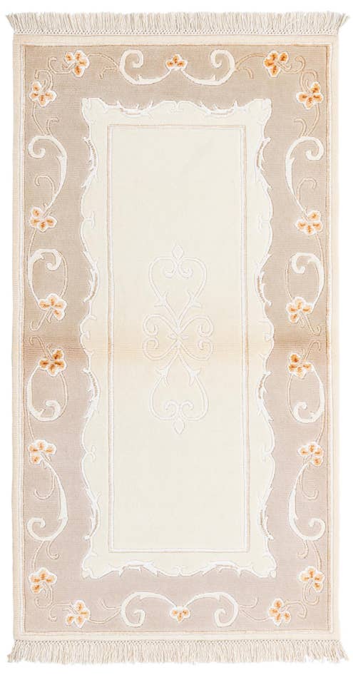 Detail image of 2' 8 x 5' Hand Knotted Darya Wool Rug