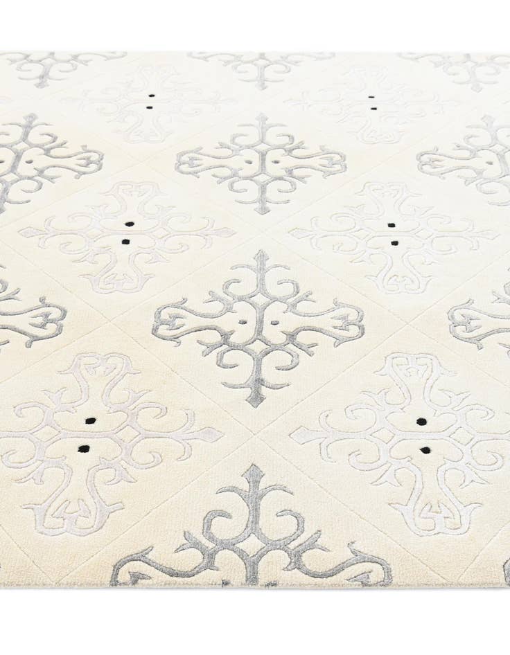 Detail image of 5' x 6' 10  Hand Knotted Darya Rug