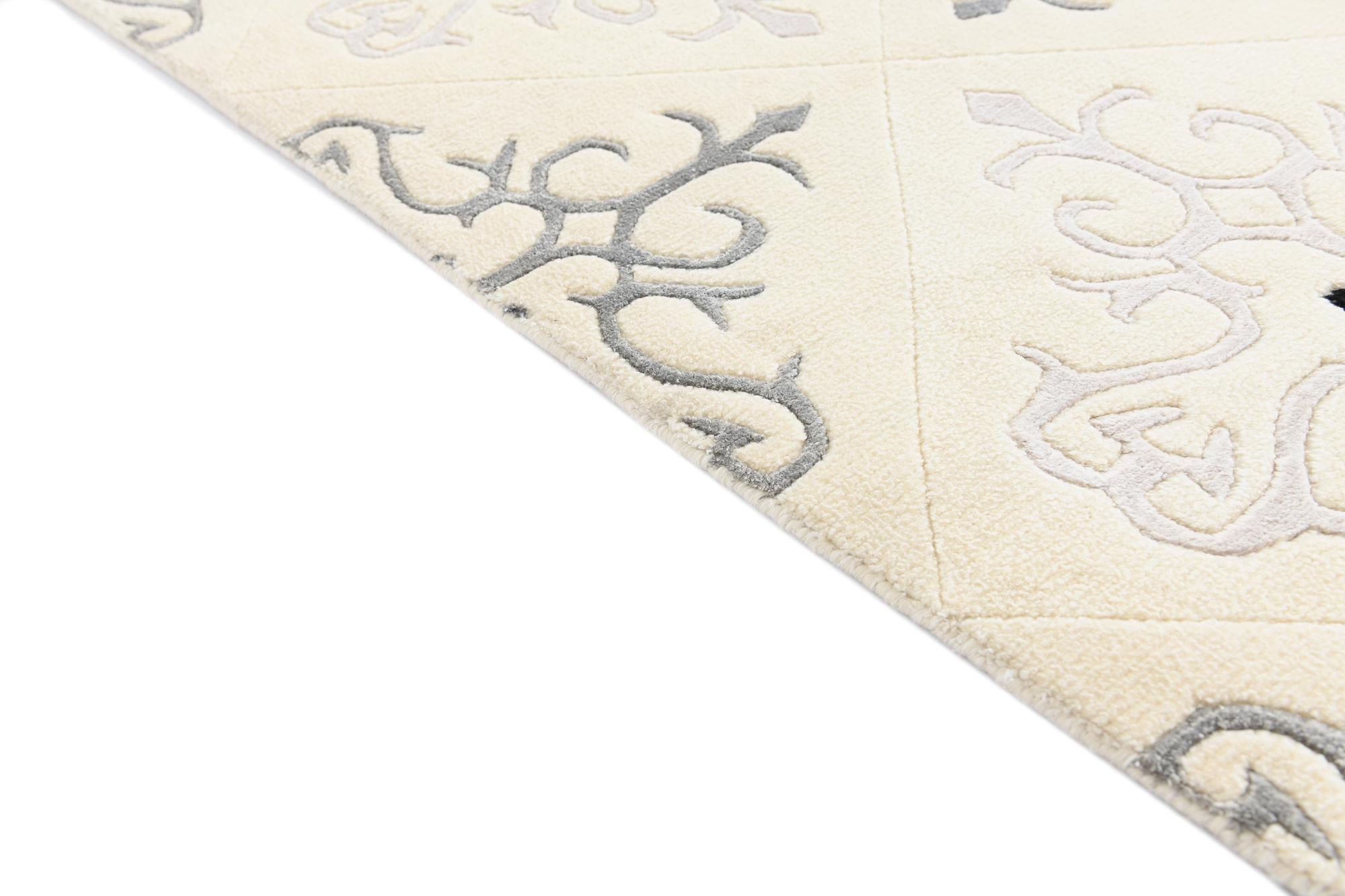 5' x 6' 10 Hand Knotted Darya Rug