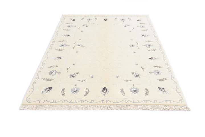 4' 9 x 6' 7 Hand Knotted Darya Rug