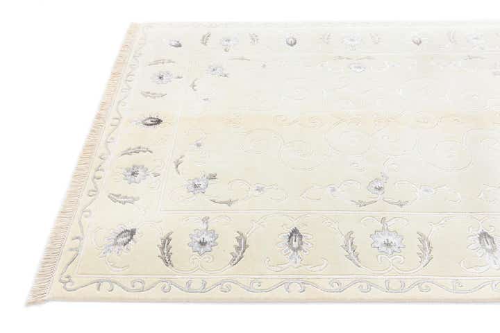 4' 9 x 6' 7 Hand Knotted Darya Rug