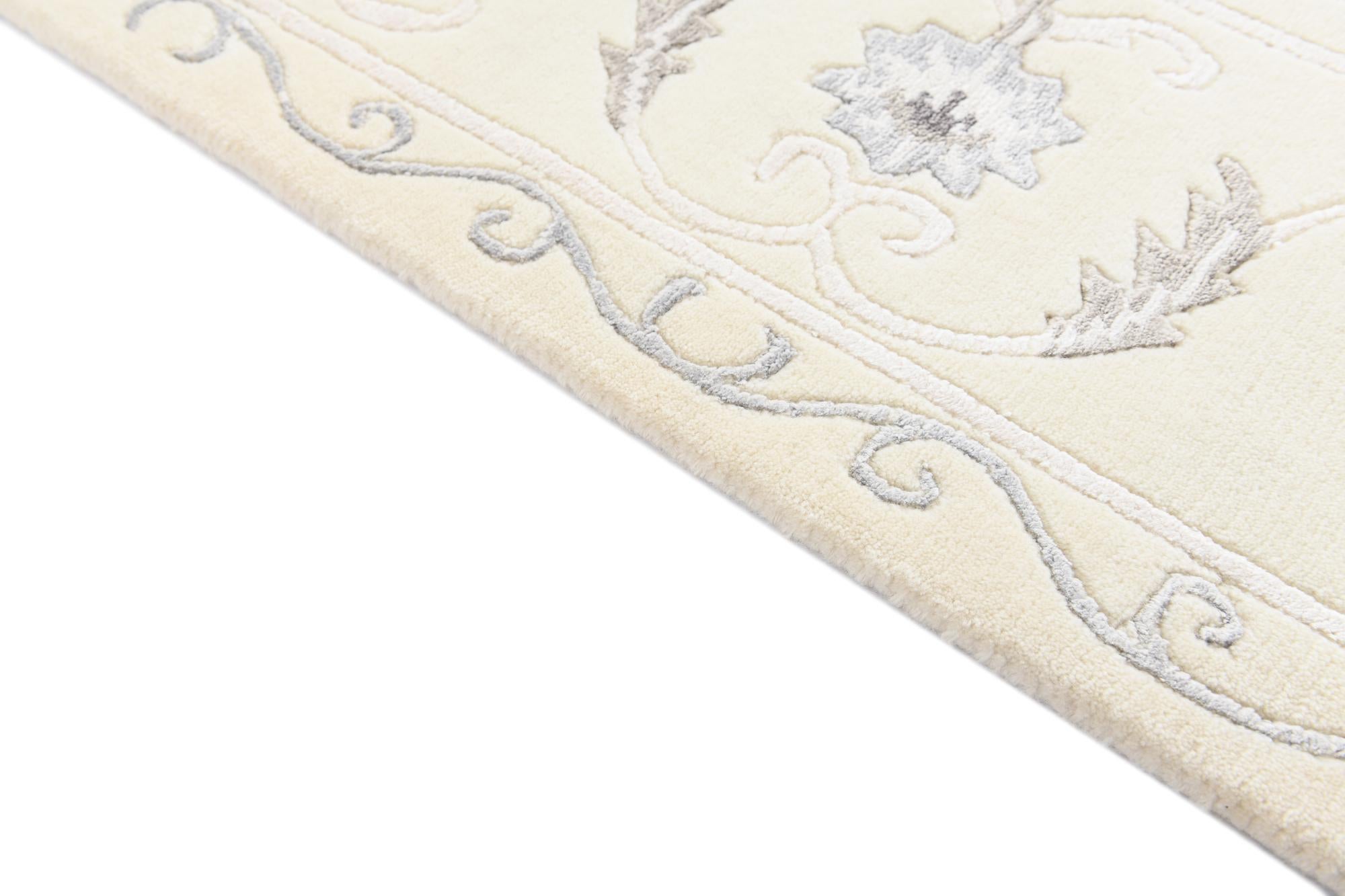 4' 9 x 6' 7 Hand Knotted Darya Rug