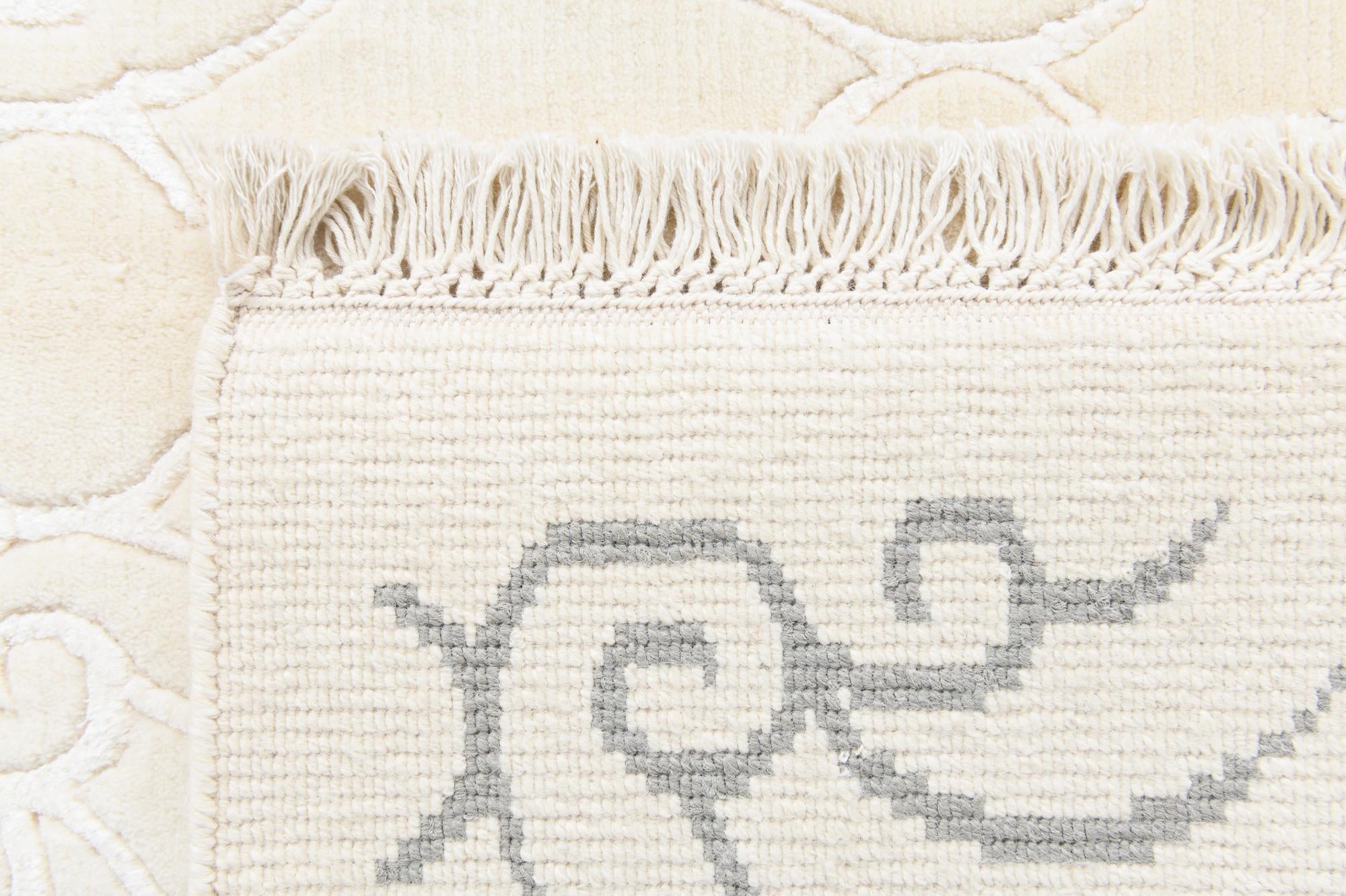 4' 9 x 6' 8 Hand Knotted Darya Wool Rug