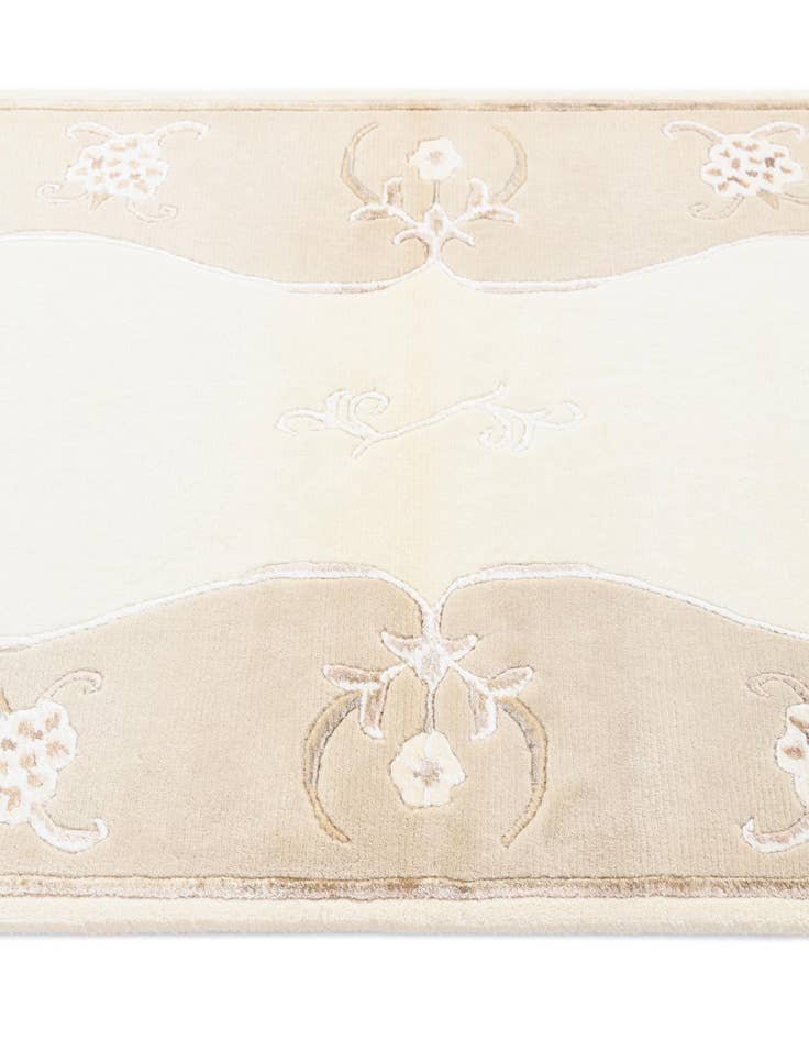 Detail image of 2' 9 x 5' 1  Hand Knotted Darya Rug