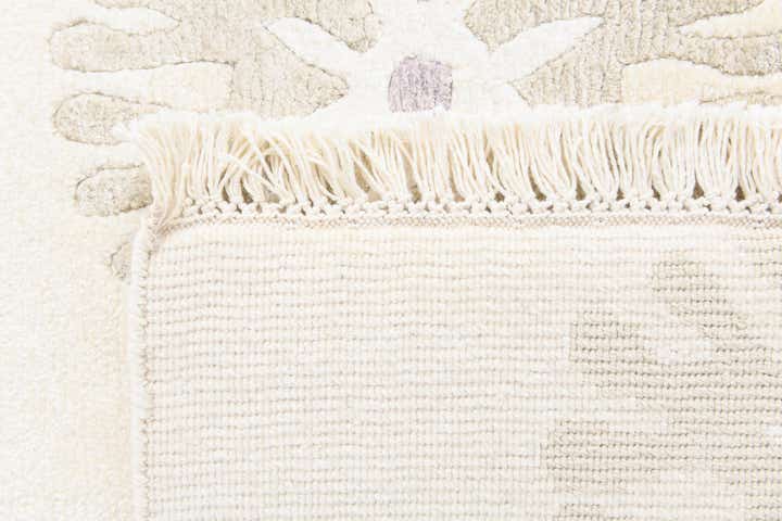 5' 6 x 8' Hand Knotted Darya Wool Rug