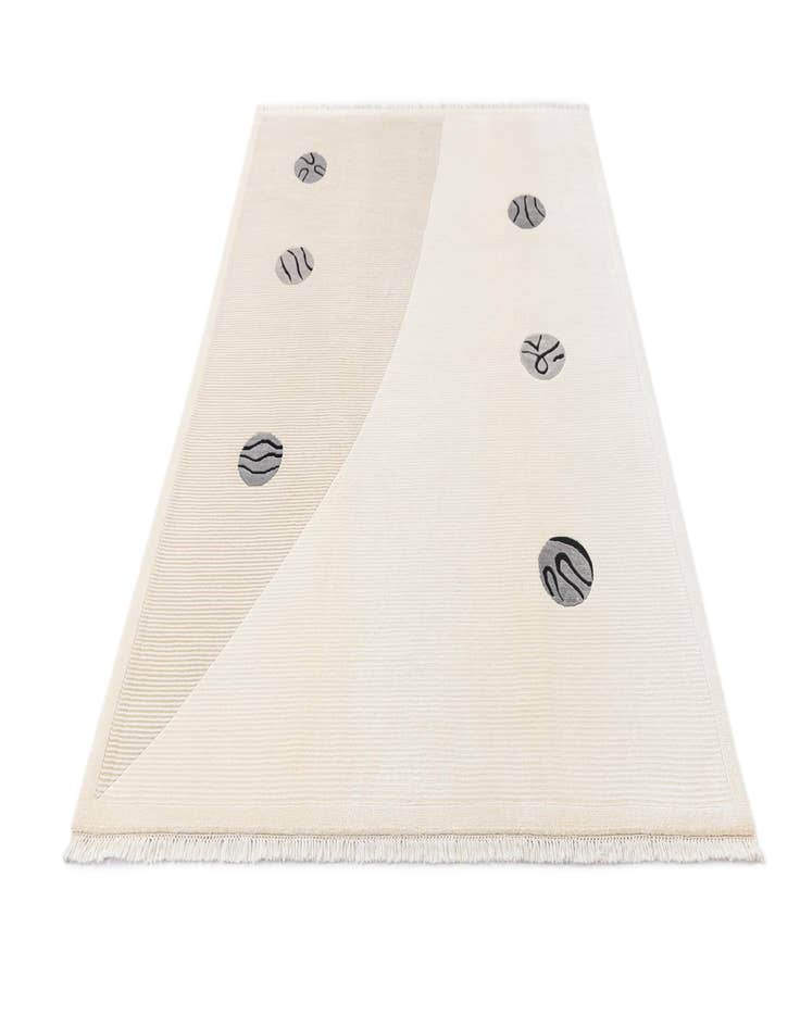 Detail image of 5' 6 x 7' 10  Hand Knotted Darya Wool Rug