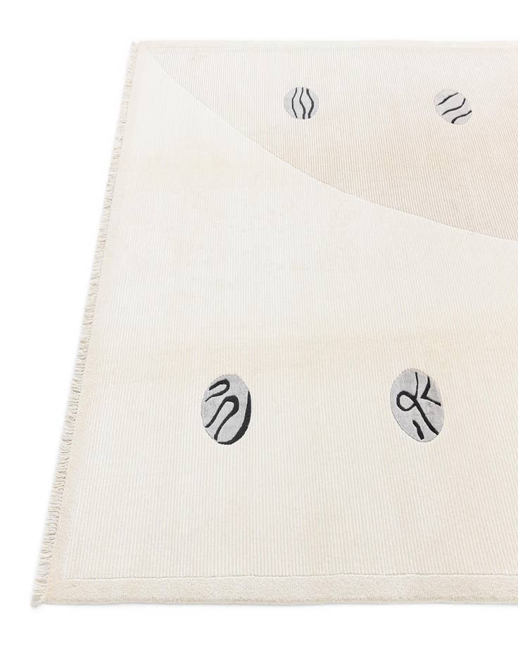 Detail image of 5' 6 x 7' 10  Hand Knotted Darya Wool Rug