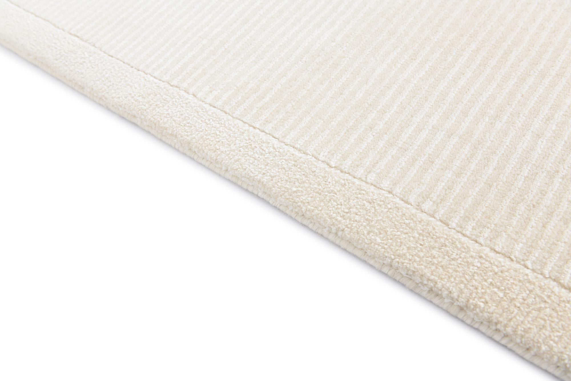 5' 6 x 7' 10 Hand Knotted Darya Wool Rug