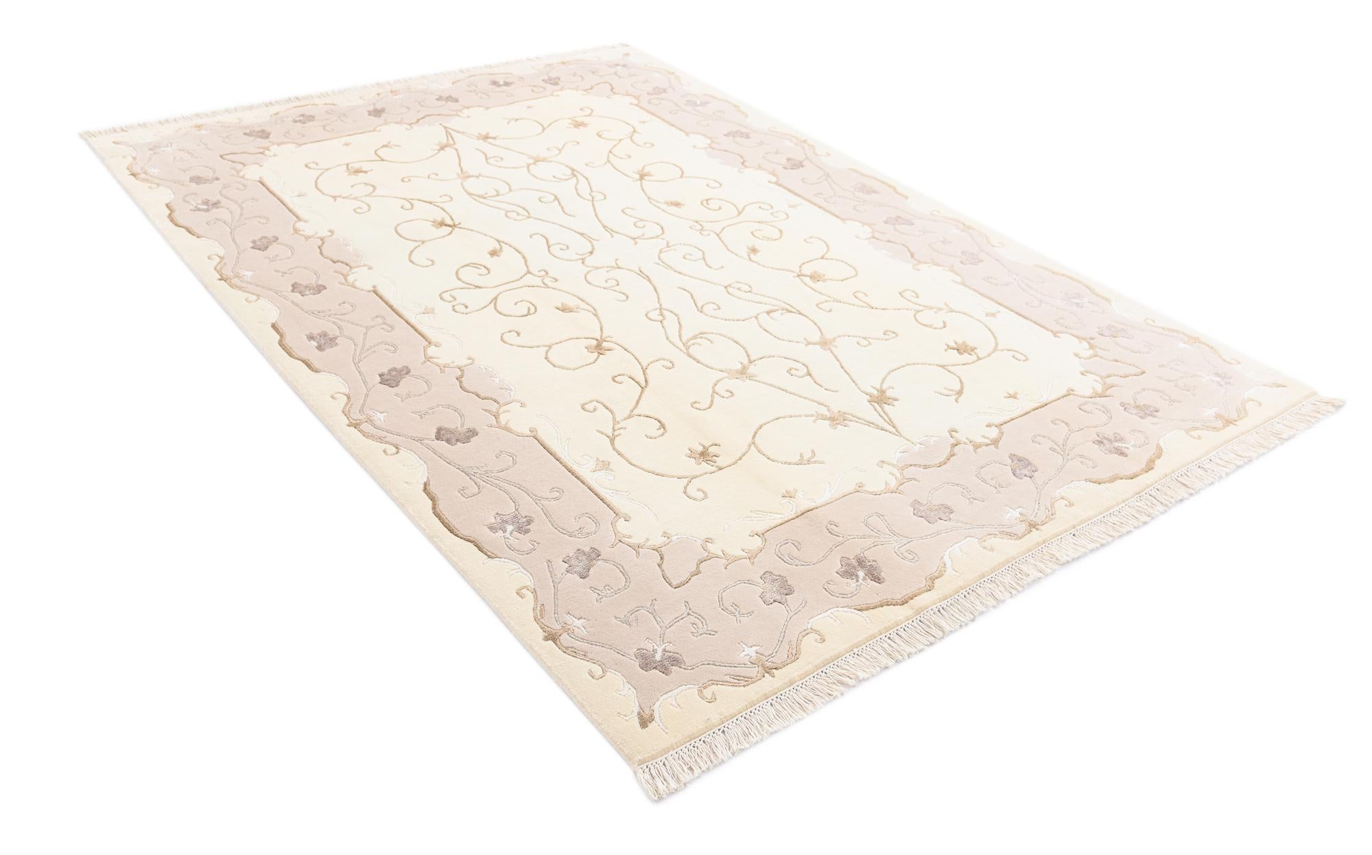 5' 7 x 7' 11 Hand Knotted Darya Rug