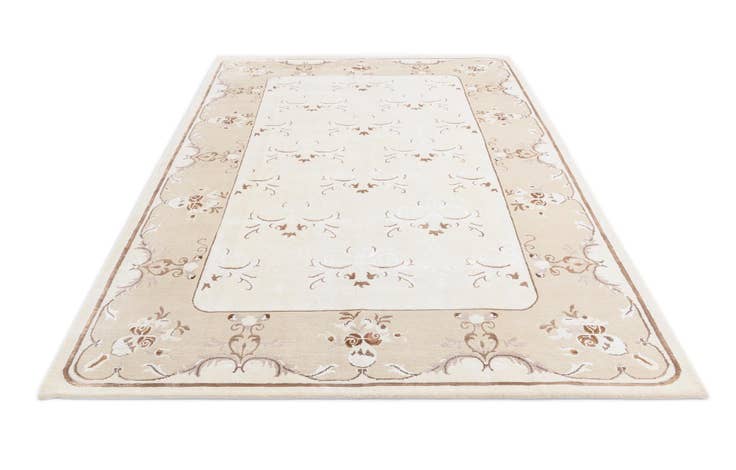 Detail image of 6' 8 x 10' 1 Hand Knotted Darya Rug