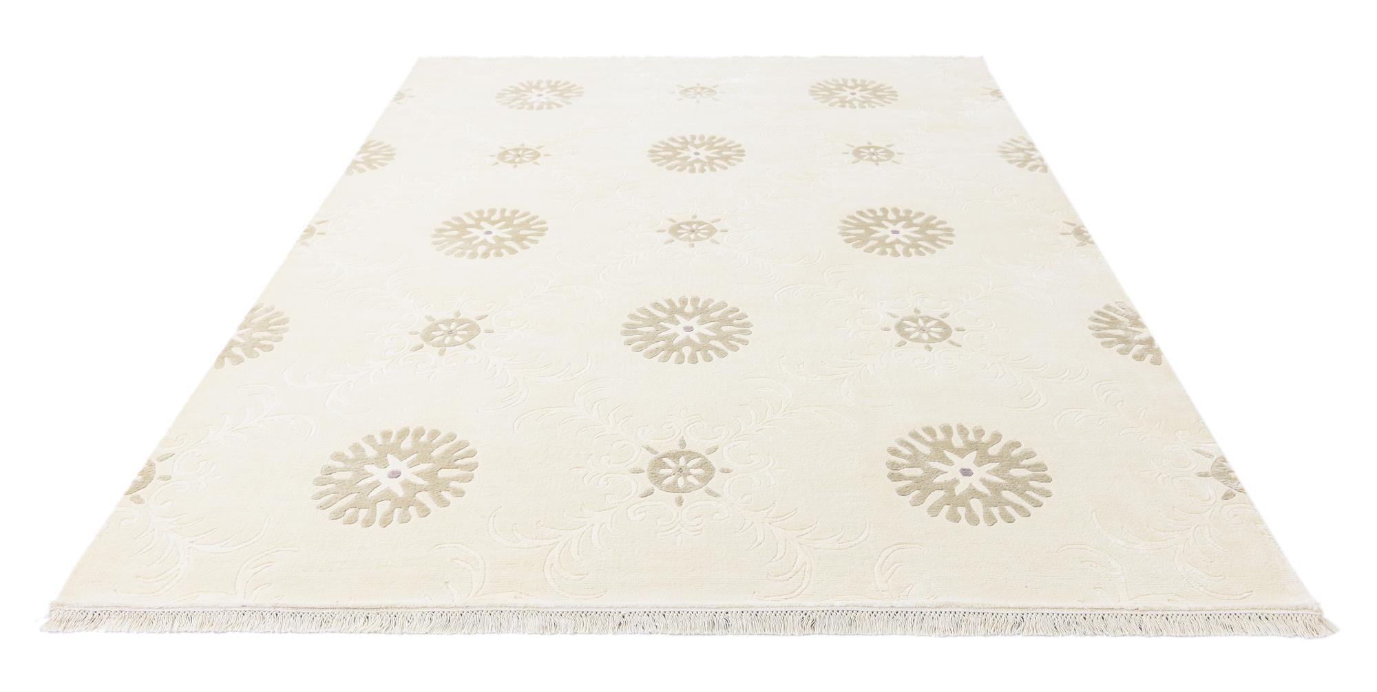 6' 11 x 9' 6 Hand Knotted Darya Wool Rug