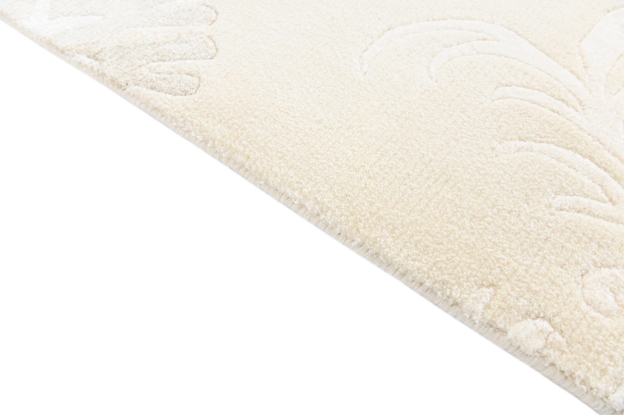 6' 11 x 9' 6 Hand Knotted Darya Wool Rug