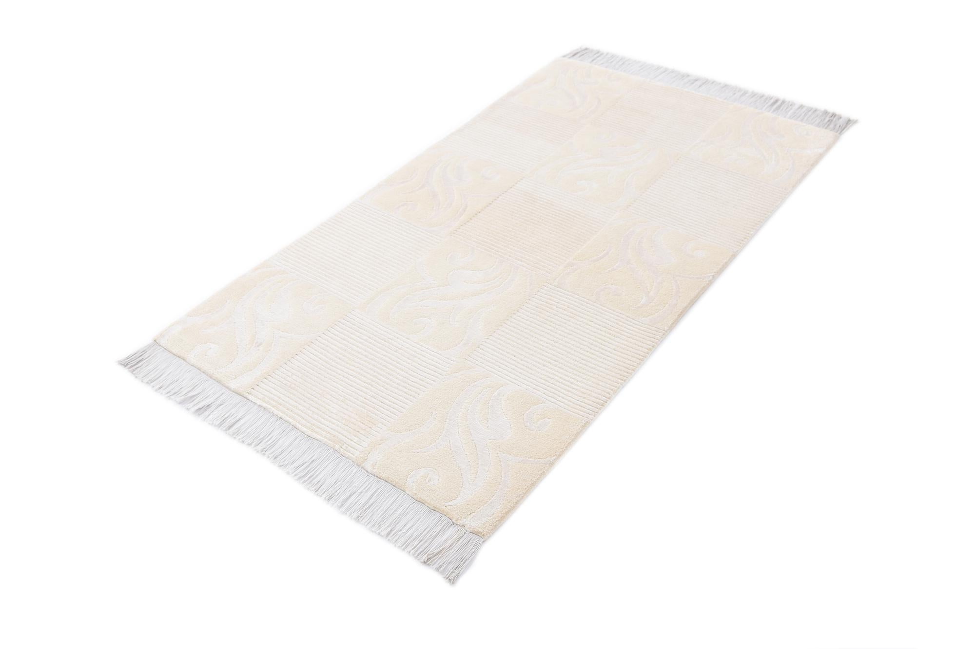 2' 8 x 4' 11 Hand Knotted Darya Wool Rug