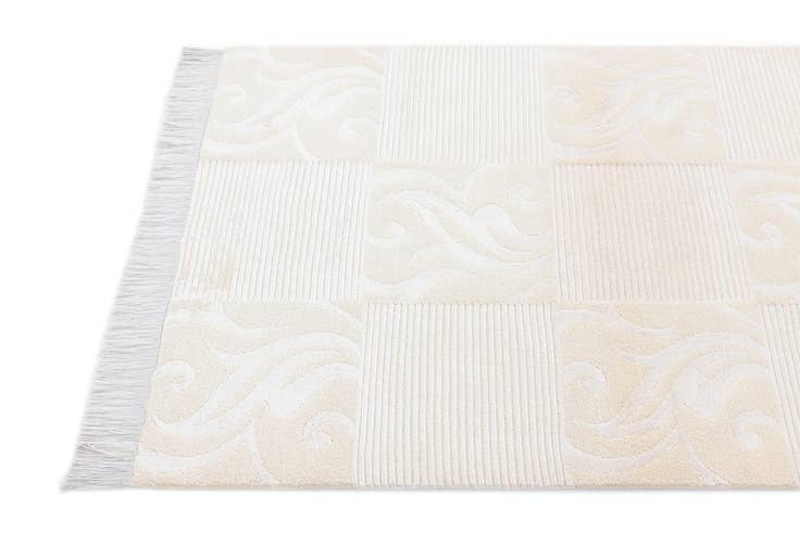 Detail image of 2' 8 x 4' 11 Hand Knotted Darya Wool Rug