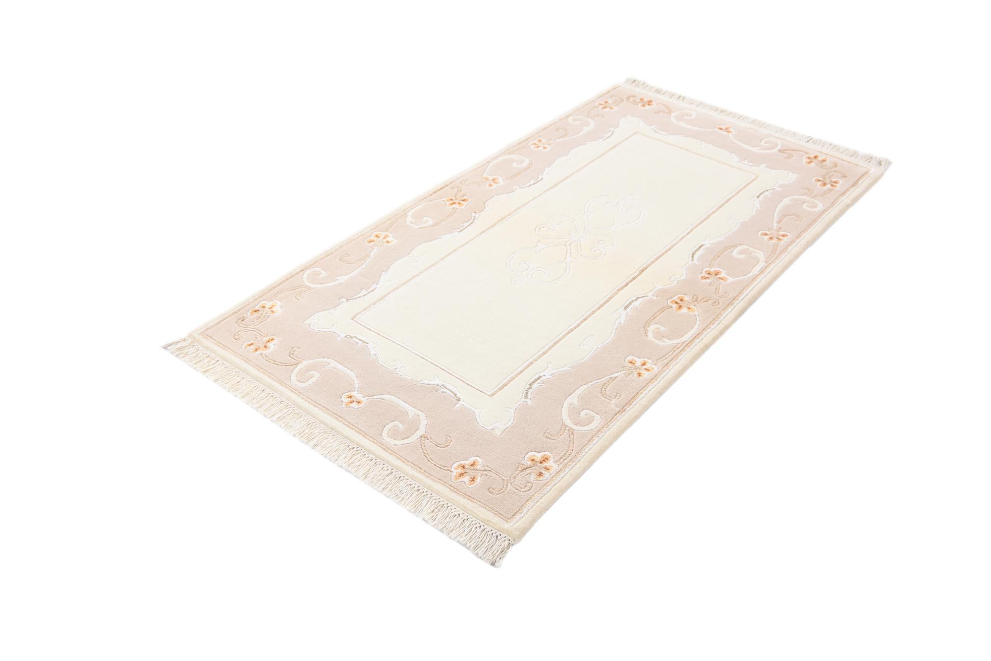 2' 9 x 5' 2 Hand Knotted Darya Wool Rug