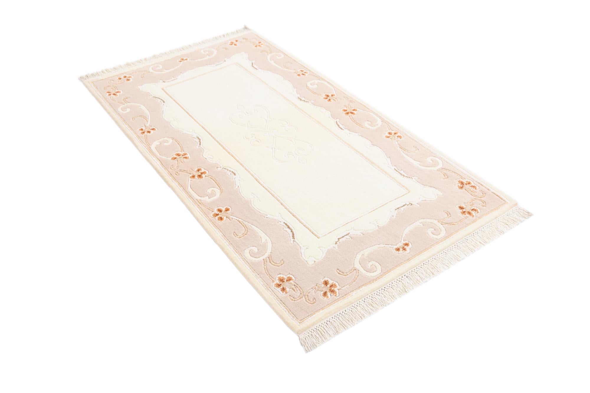 2' 9 x 4' 11 Hand Knotted Darya Wool Rug