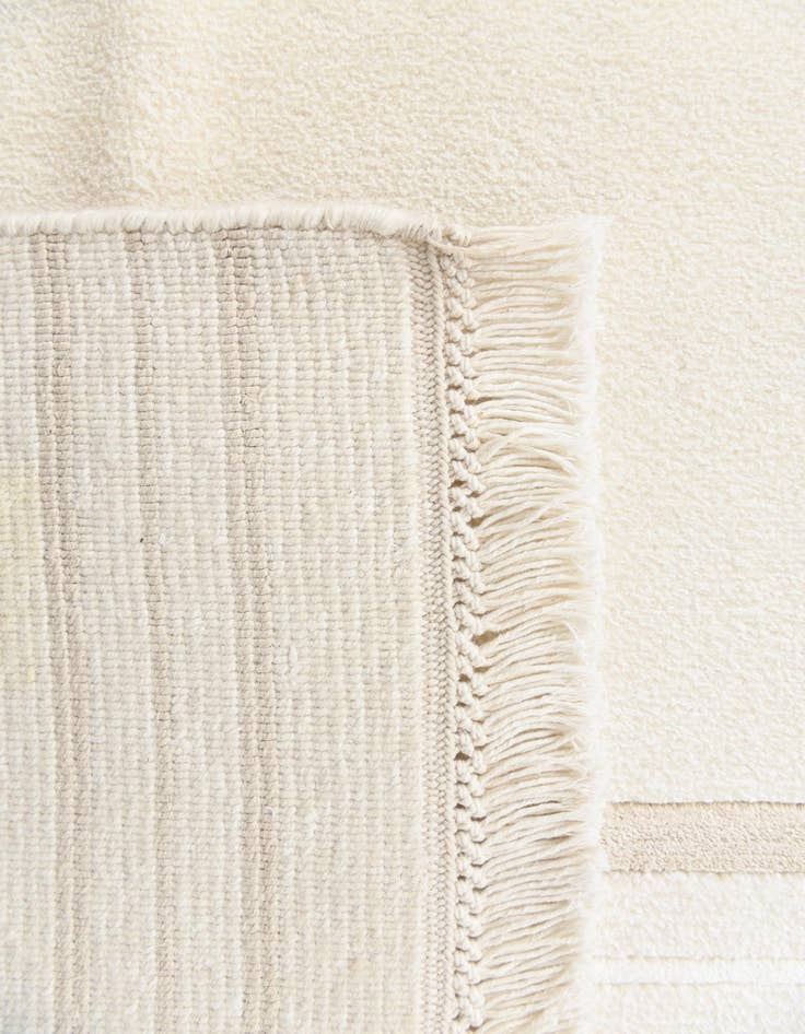 Detail image of 8' 2 x 11' 6  Hand Knotted Darya Wool Rug