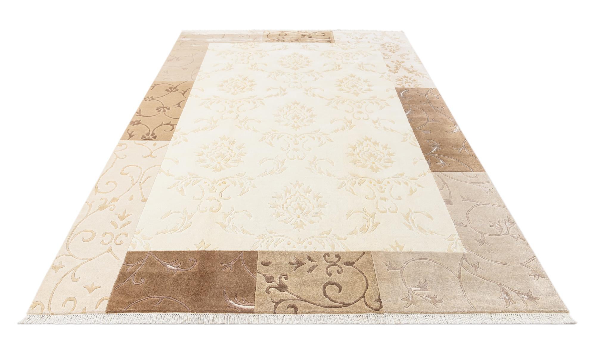 6' 6 x 10' Hand Knotted Darya Rug