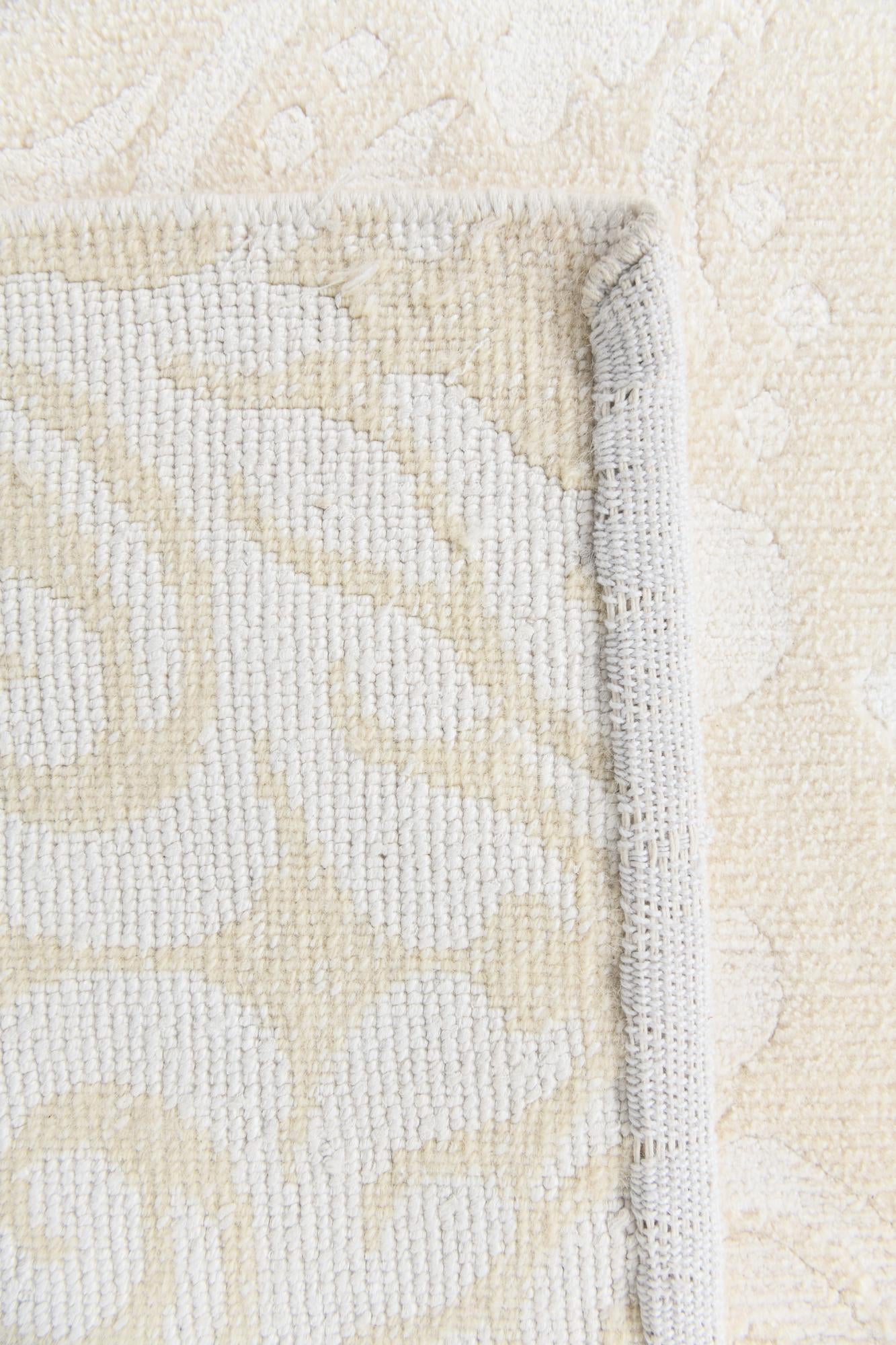 6' 9 x 9' 11 Hand Knotted Darya Wool Rug