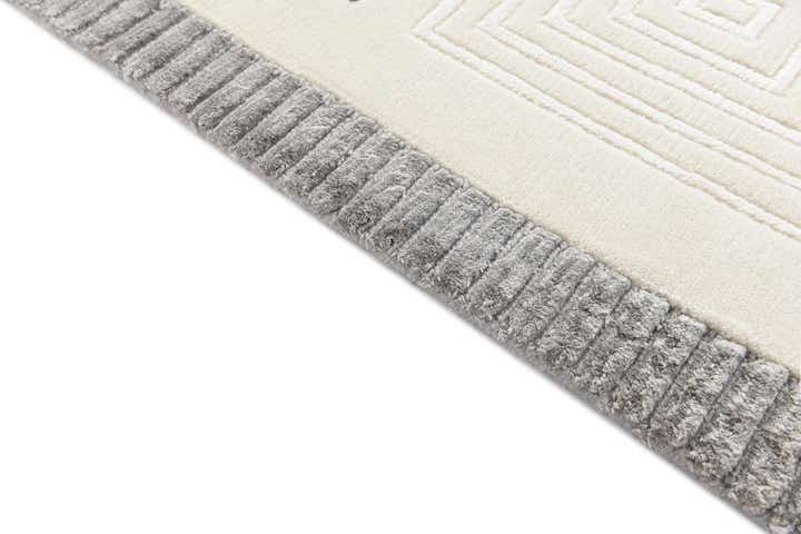 5' 6 x 7' 9 Hand Knotted Darya Wool Rug