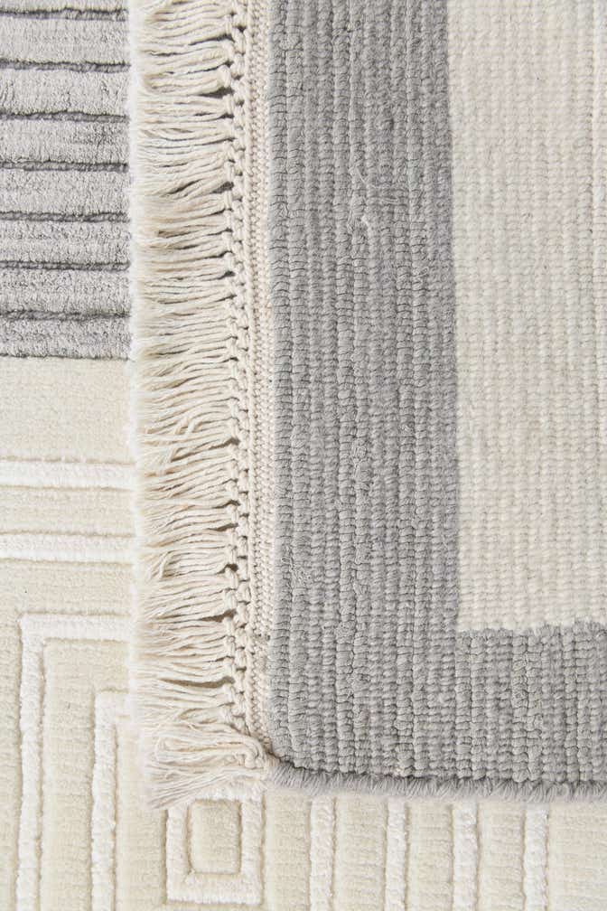 5' 6 x 7' 9 Hand Knotted Darya Wool Rug