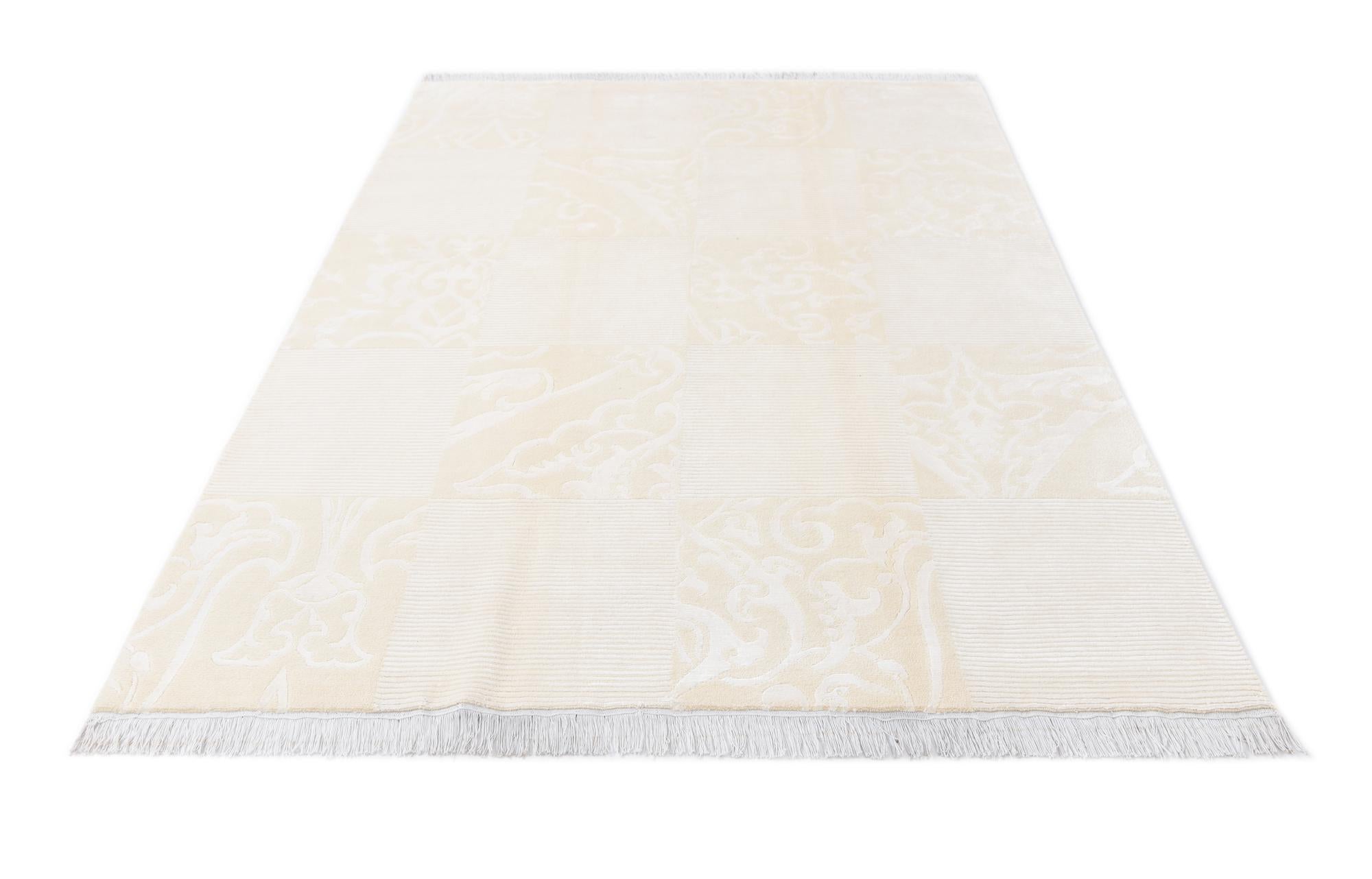 5' 7 x 8' 2 Hand Knotted Darya Wool Rug