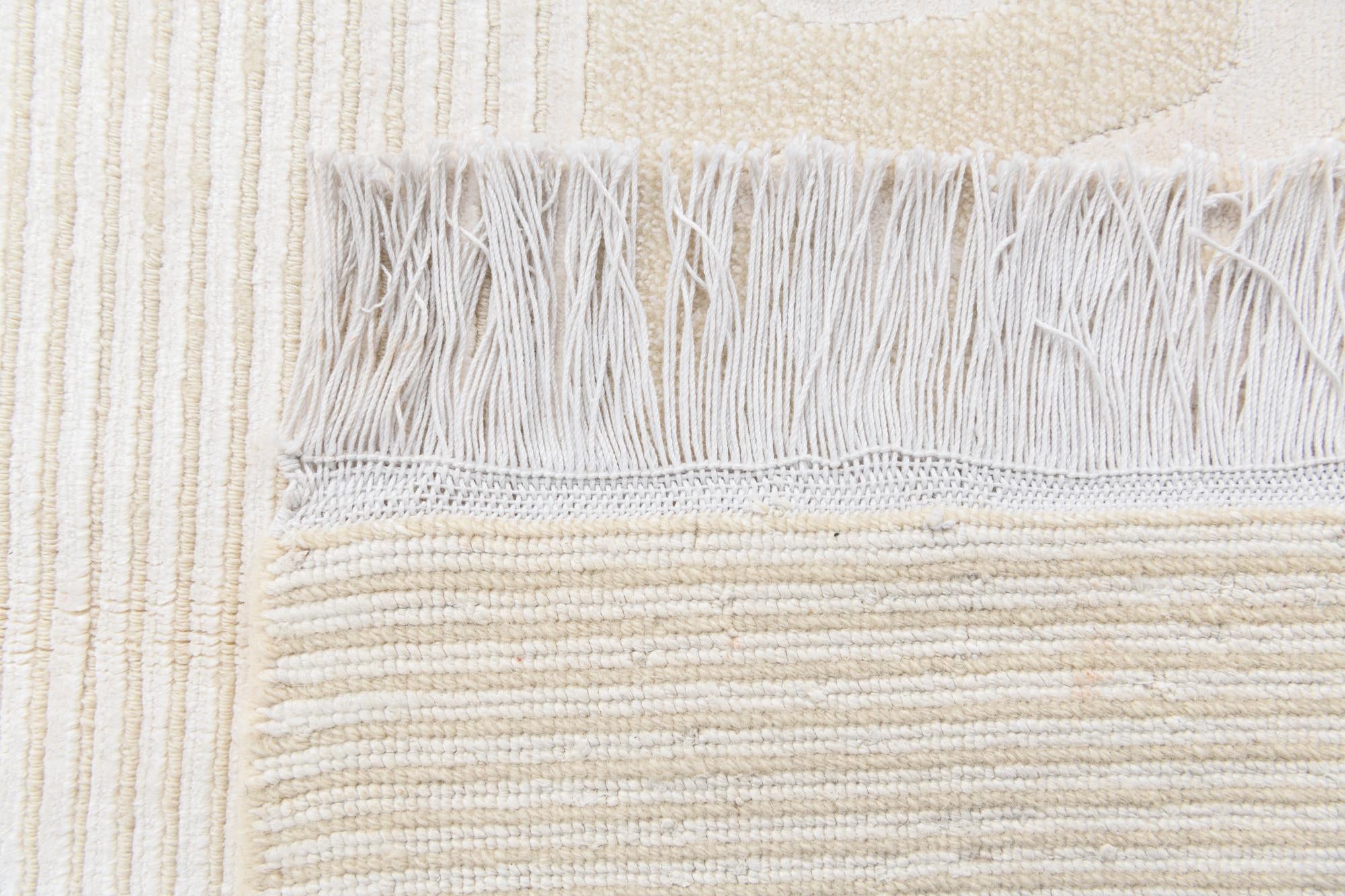 5' 7 x 8' 2 Hand Knotted Darya Wool Rug