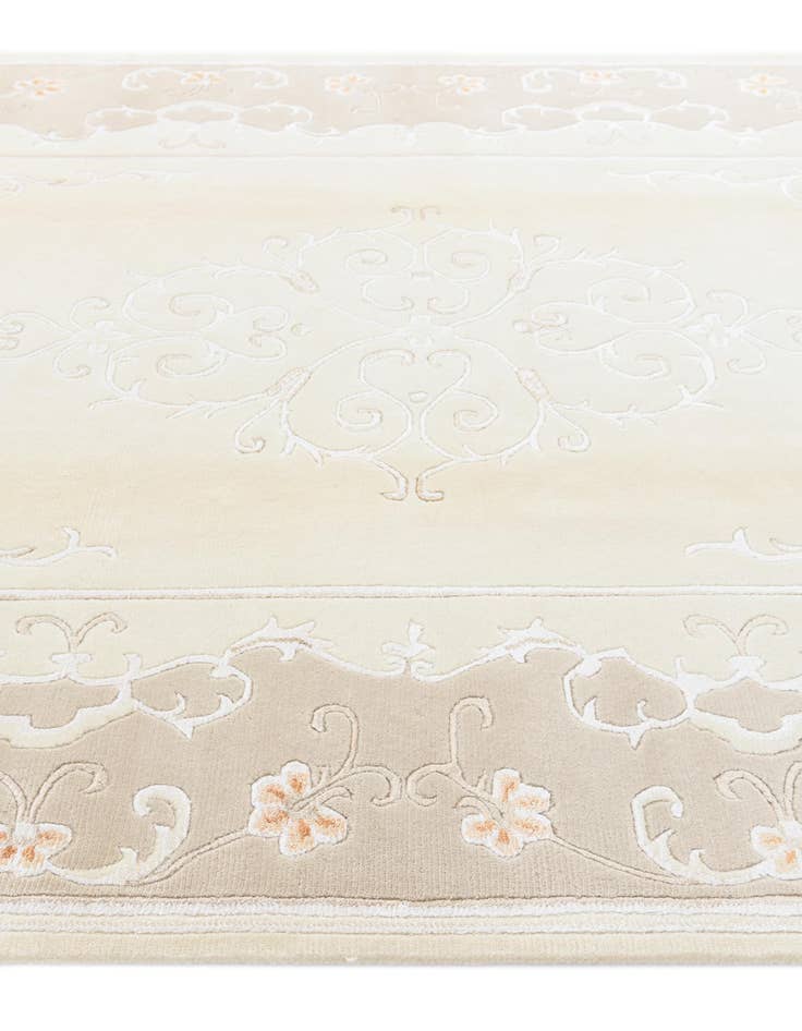 Detail image of 5' 7 x 8' 2 Hand Knotted Darya Rug