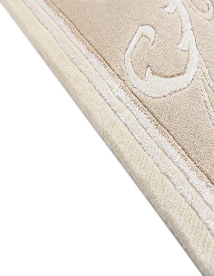 Detail image of 5' 7 x 8' 2 Hand Knotted Darya Rug