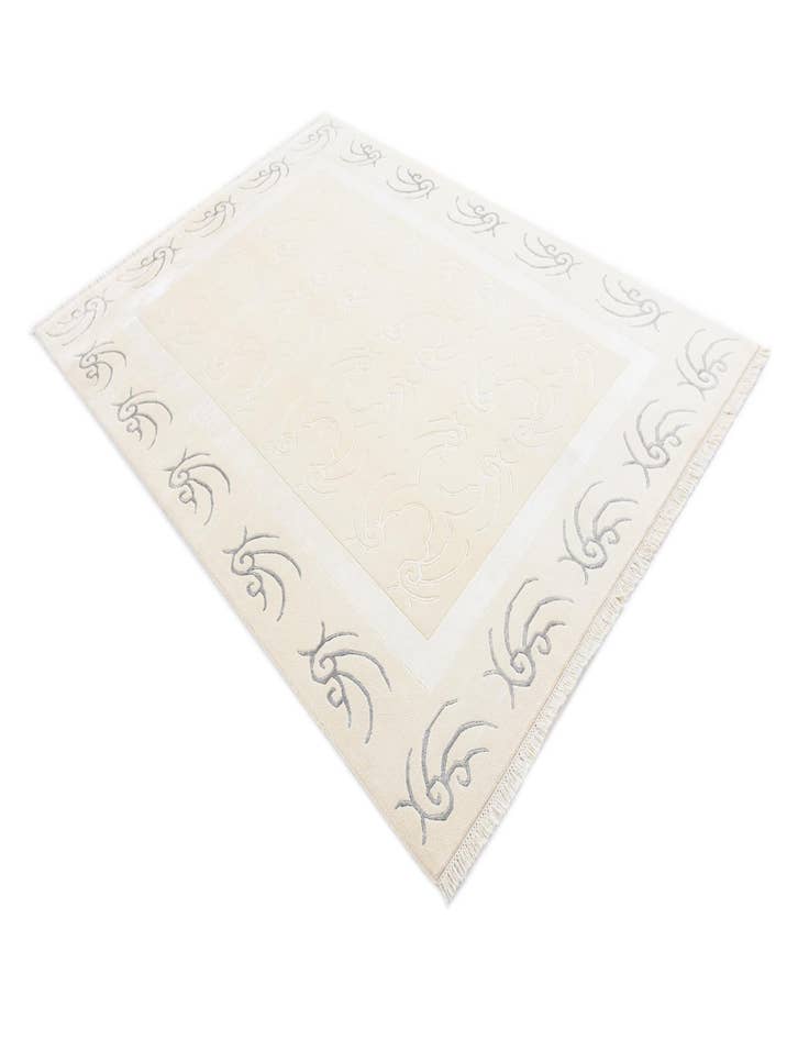 Detail image of 5' 6 x 7' 10  Hand Knotted Darya Rug