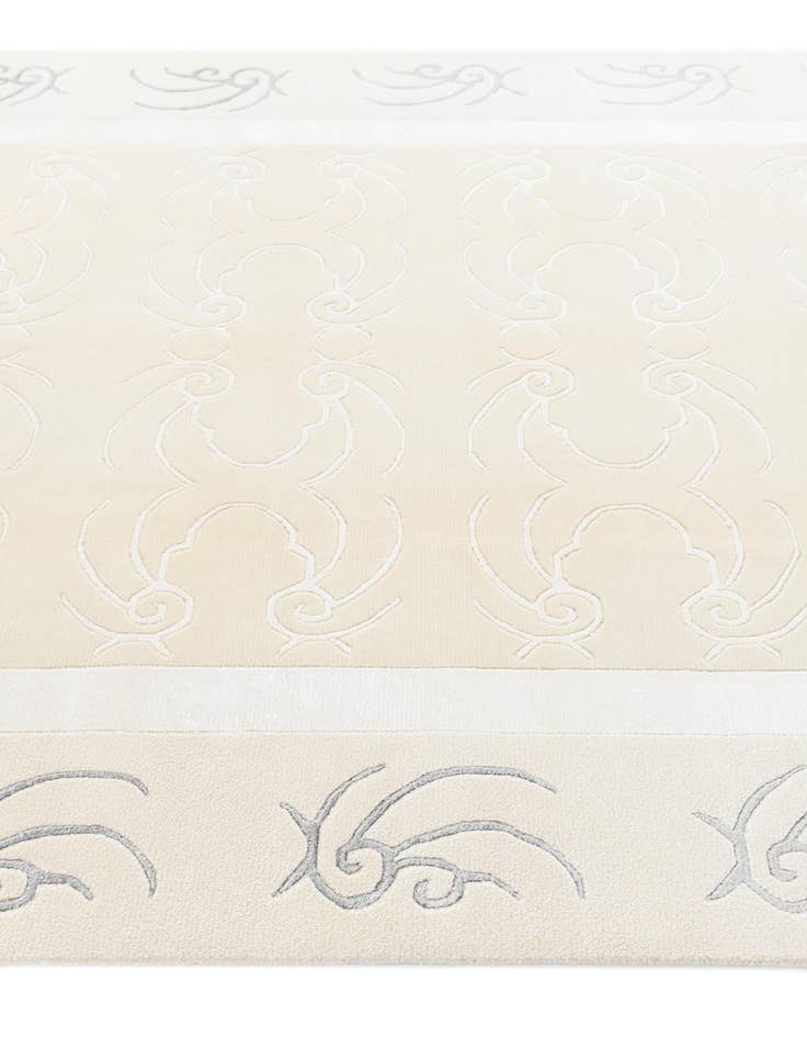 Detail image of 5' 6 x 7' 10  Hand Knotted Darya Rug