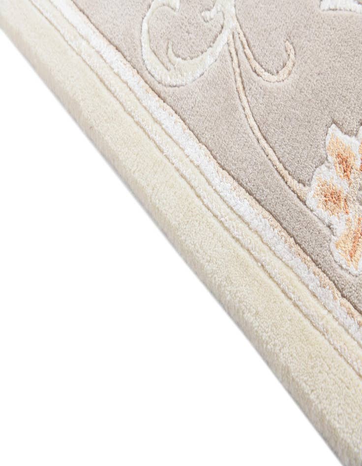 Detail image of 5' 7 x 7' 10 Hand Knotted Darya Rug