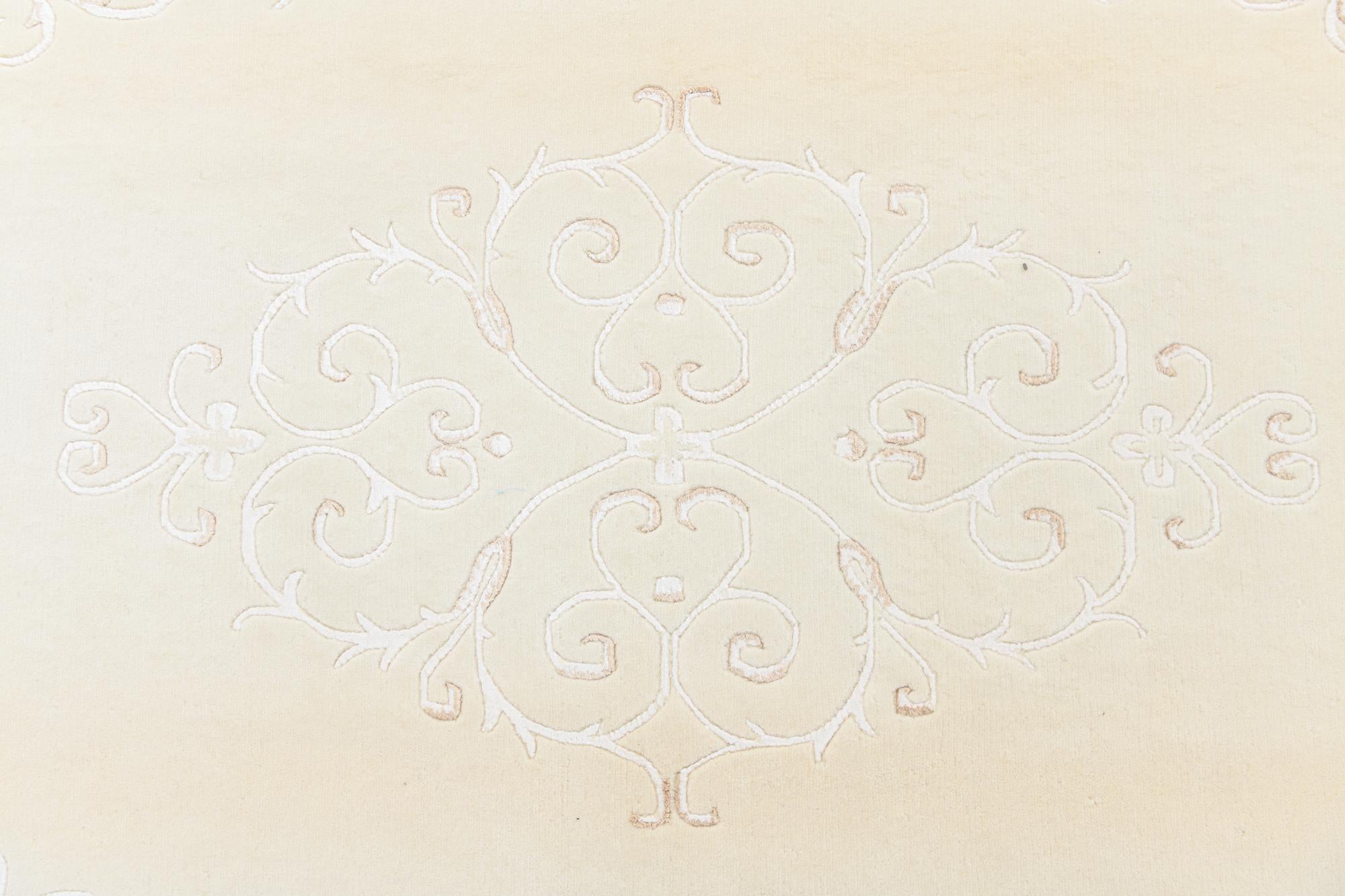 5' 7 x 8' Hand Knotted Darya Rug