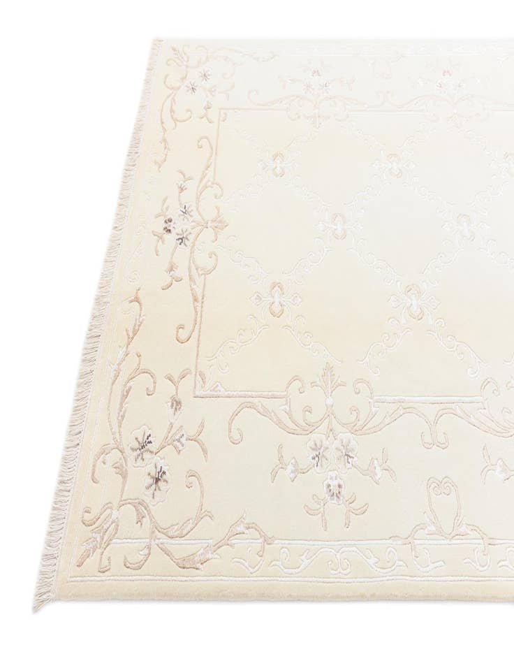 Detail image of 5' 8 x 7' 8 Hand Knotted Darya Rug
