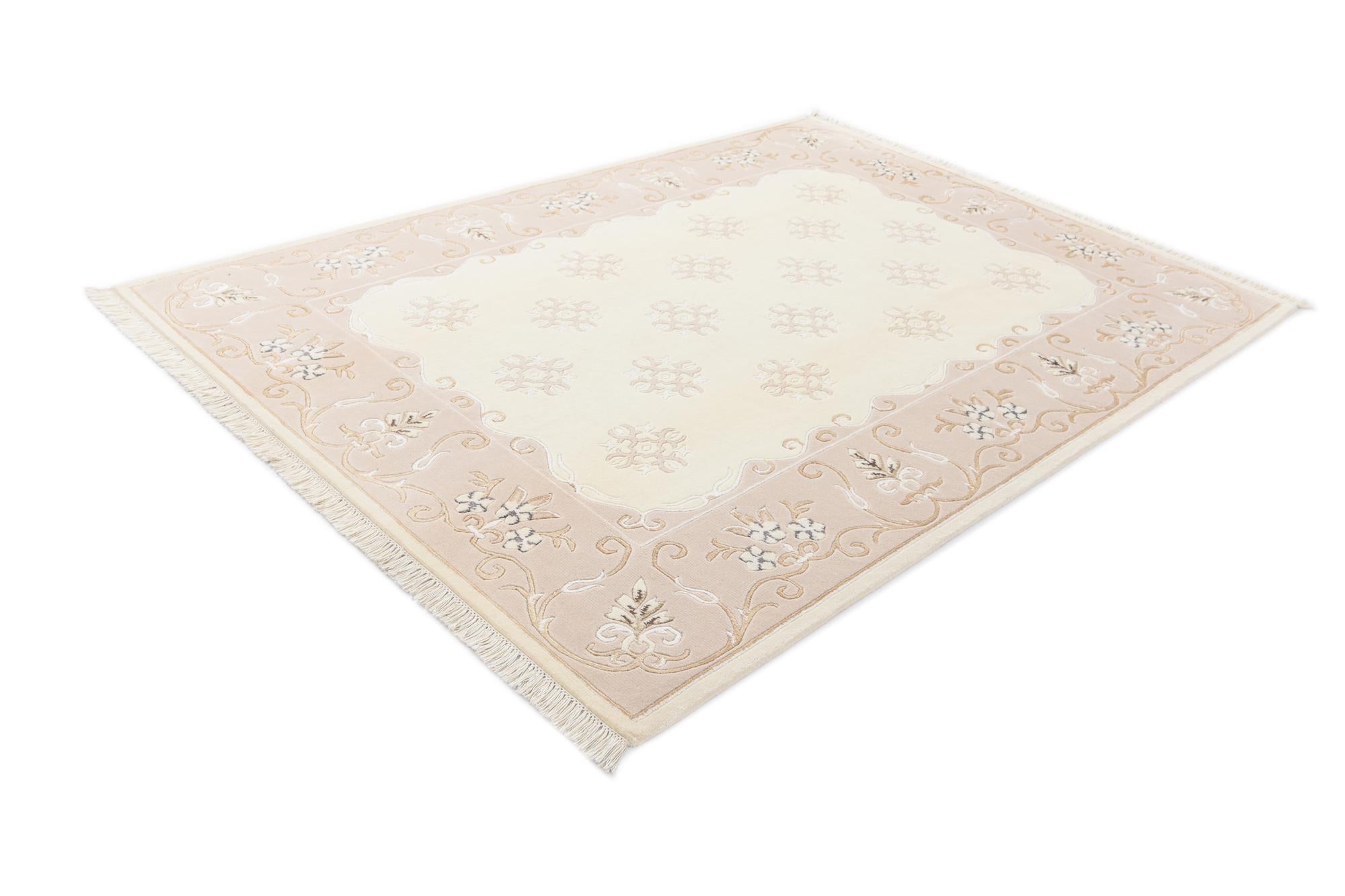 5' 8 x 7' 11 Hand Knotted Darya Rug