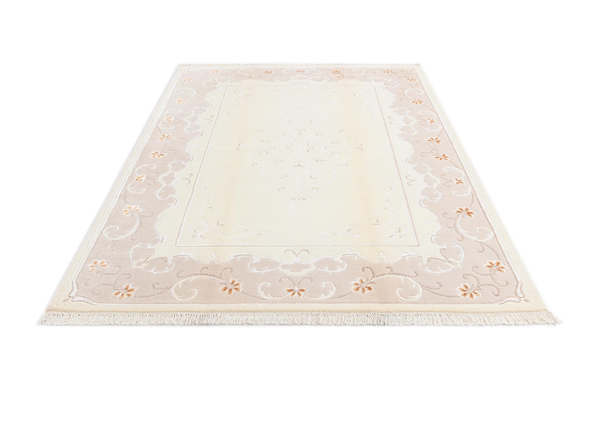 5' 7 x 7' 11 Hand Knotted Darya Rug