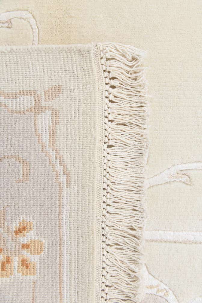 5' 7 x 7' 11 Hand Knotted Darya Rug