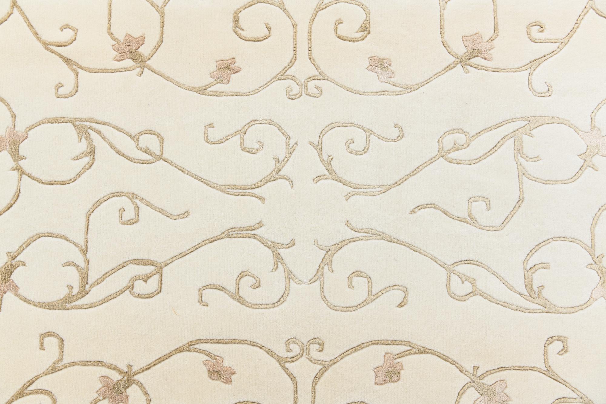 5' 8 x 8' Hand Knotted Darya Rug