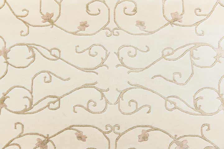 5' 8 x 8' Hand Knotted Darya Rug