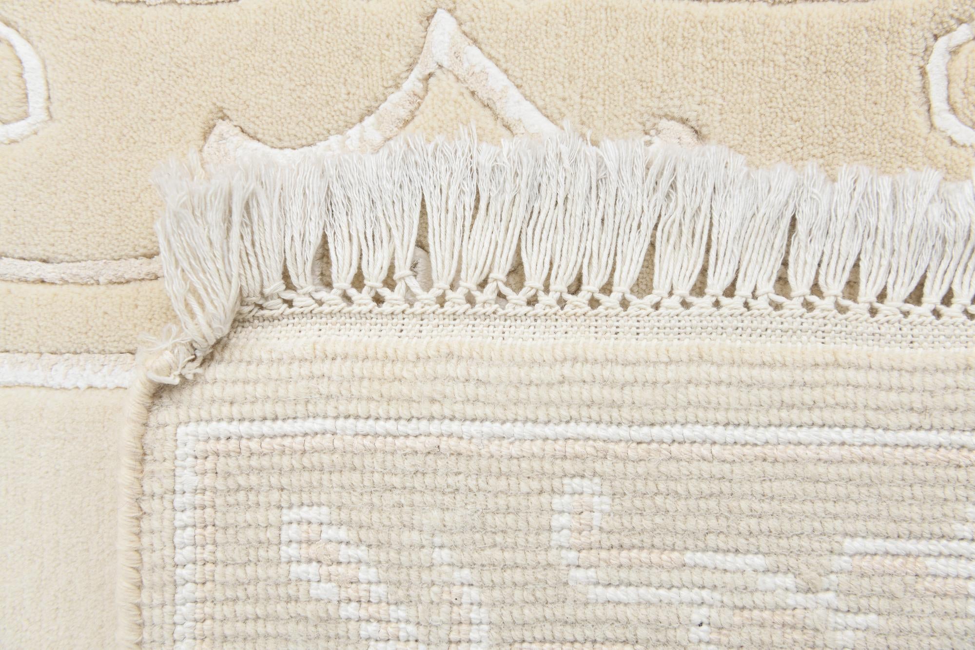2' 7 x 4' 9 Hand Knotted Darya Rug