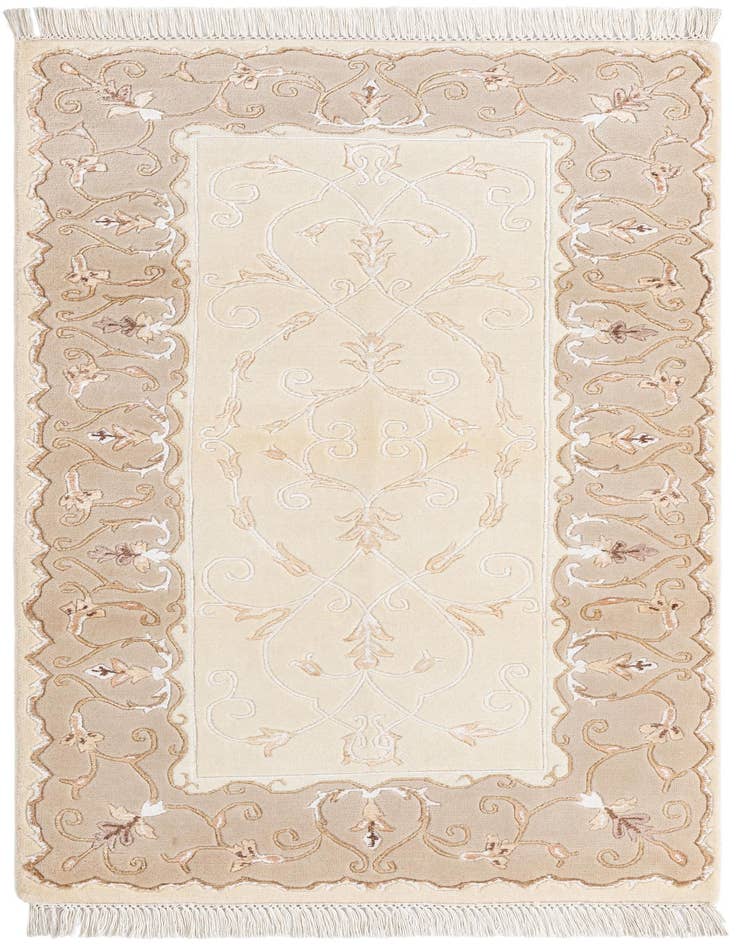 Detail image of 2' 9 x 4' 10 Hand Knotted Darya Rug