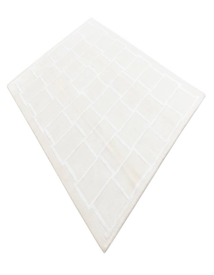 Detail image of 5' 9 x 8'  Hand Knotted Darya Wool Rug