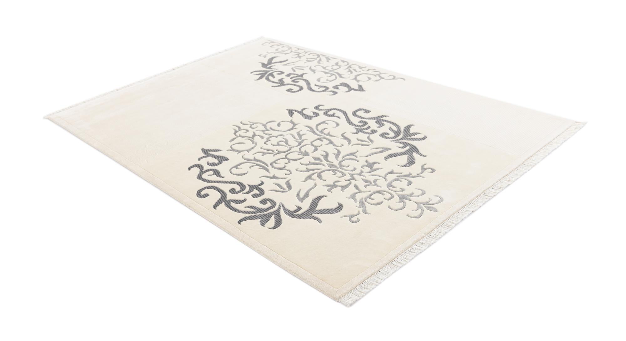 5' 5 x 7' 9 Hand Knotted Darya Rug