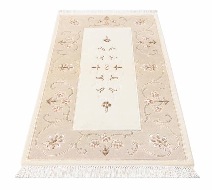Detail image of 2' 8 x 5' Hand Knotted Darya Rug