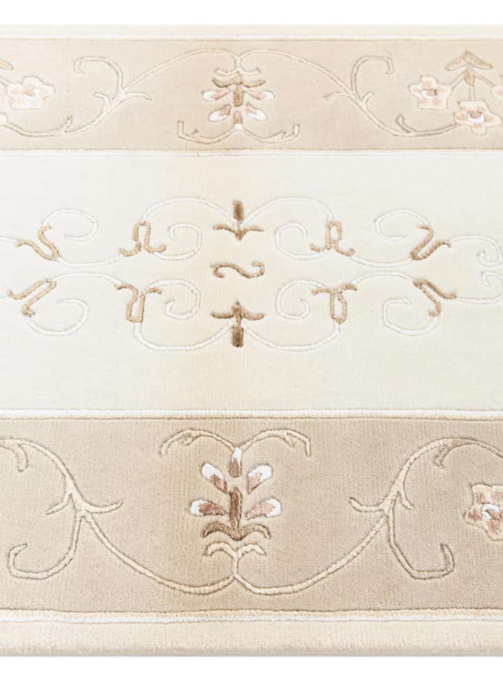 2' 8 x 5' Hand Knotted Darya Rug