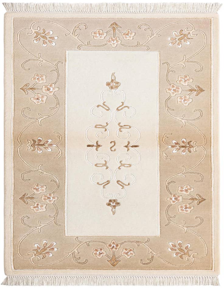 Detail image of 2' 8 x 5' Hand Knotted Darya Rug